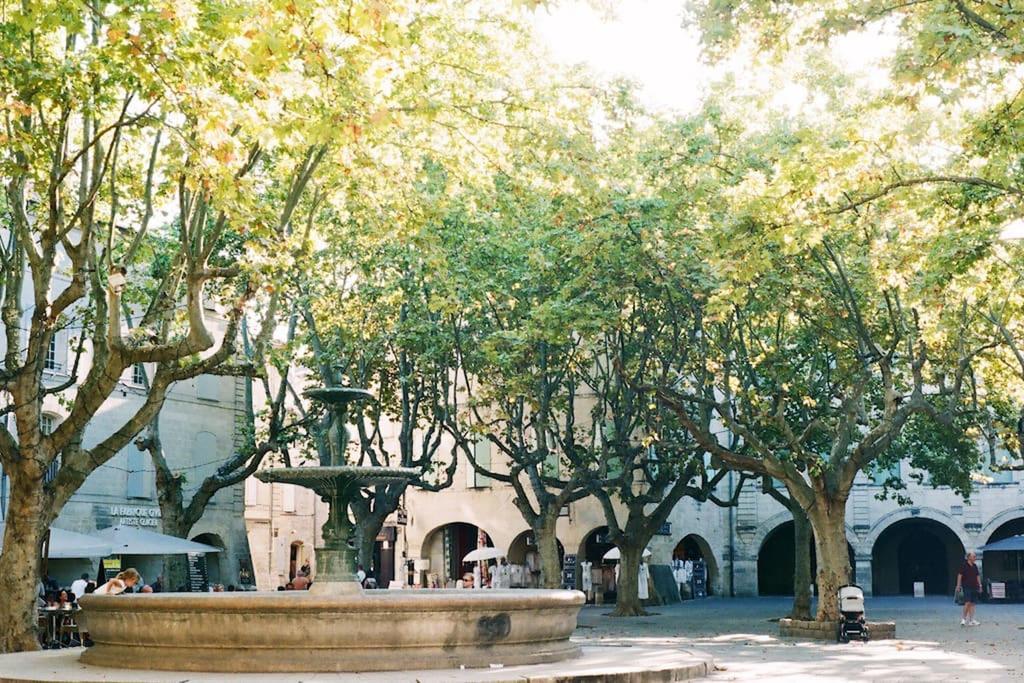 Le Trente Trois Uzès
