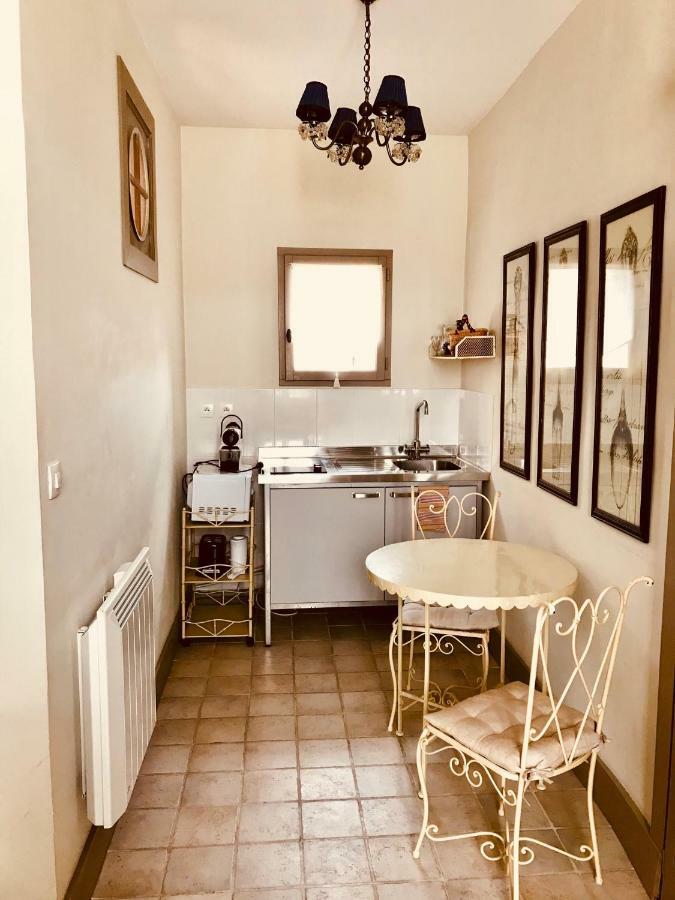 Le Trente Trois Apartment *